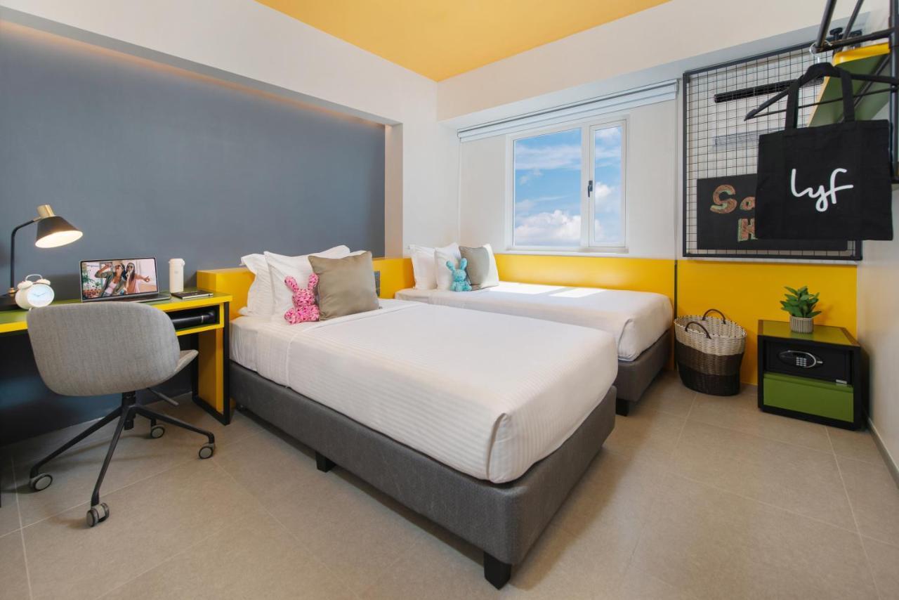 ホテル Lyf Malate Manila Managed By The Ascott Limited エクステリア 写真